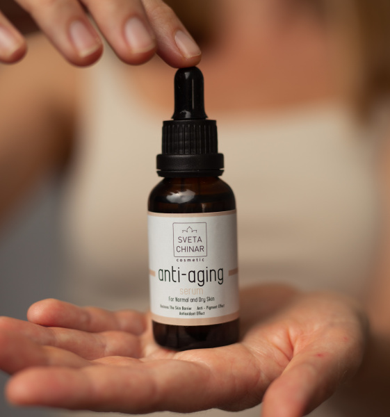 Yaşlanma Karşıtı Serum